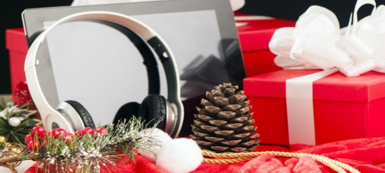 Best gifts for Tech lovers for Christmas 2021
